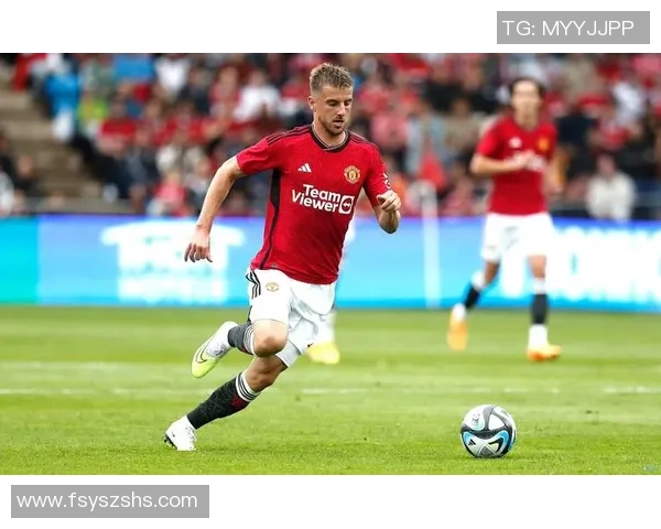 曼联23号足球明星的辉煌历程与未来展望解析